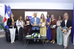 Historias de resiliencia y superación cobran vida en los libros de autoras de Escuela de Autores en la FILSD