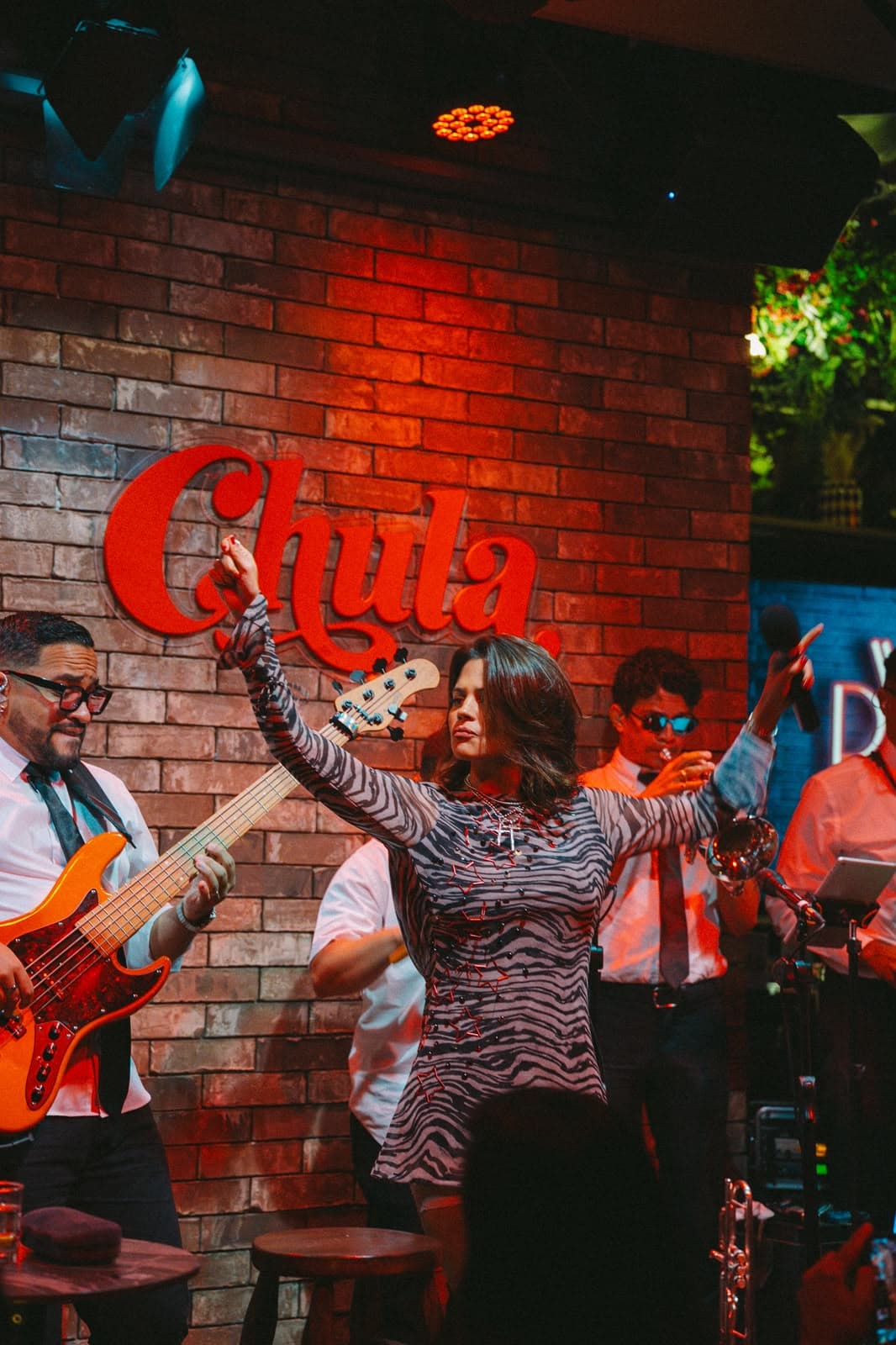Techy abre su “Temporada Chula” con una noche de música, humor y complicidad
