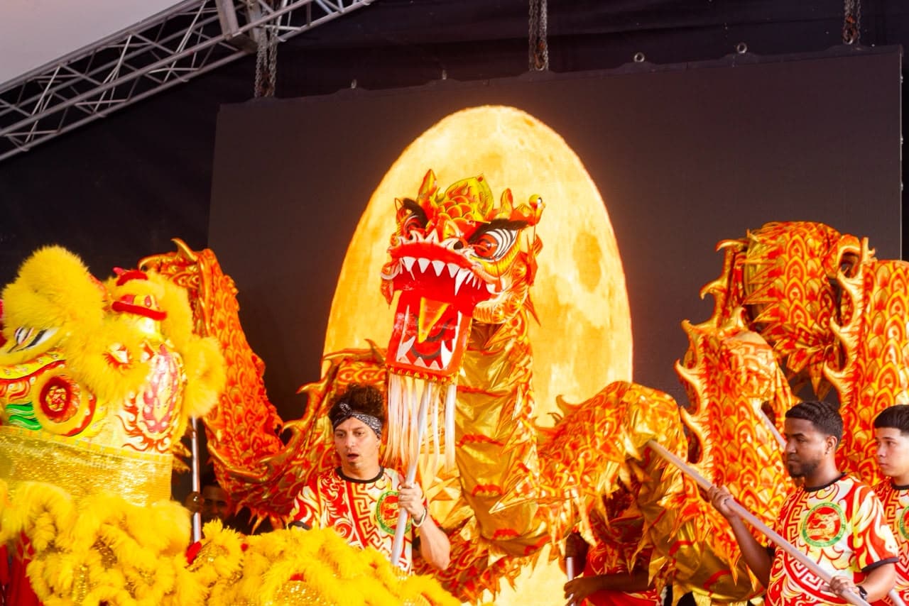 Festival de Medio Otoño reúne a la comunidad china y dominicana en el Barrio Chino de Santo Domingo