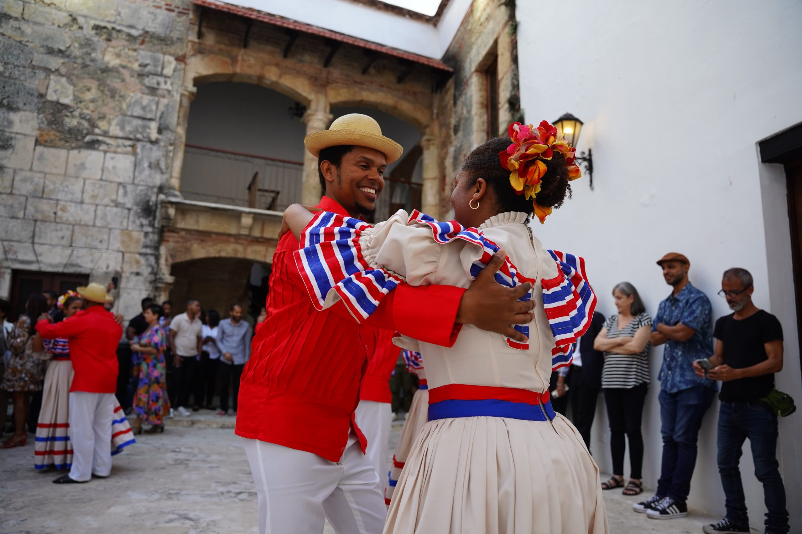 RD inaugura proyecto oferta país sobre la enseñanza de bachata y merengue