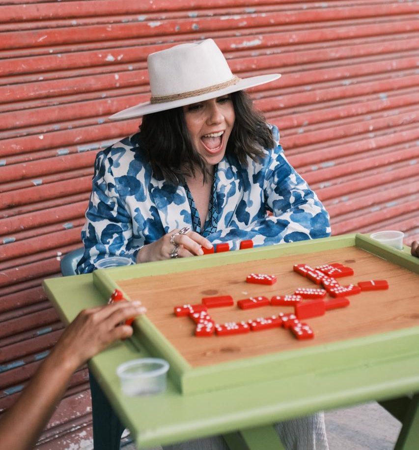 Covi Quintana inicia residencia “El Colmado” este domingo