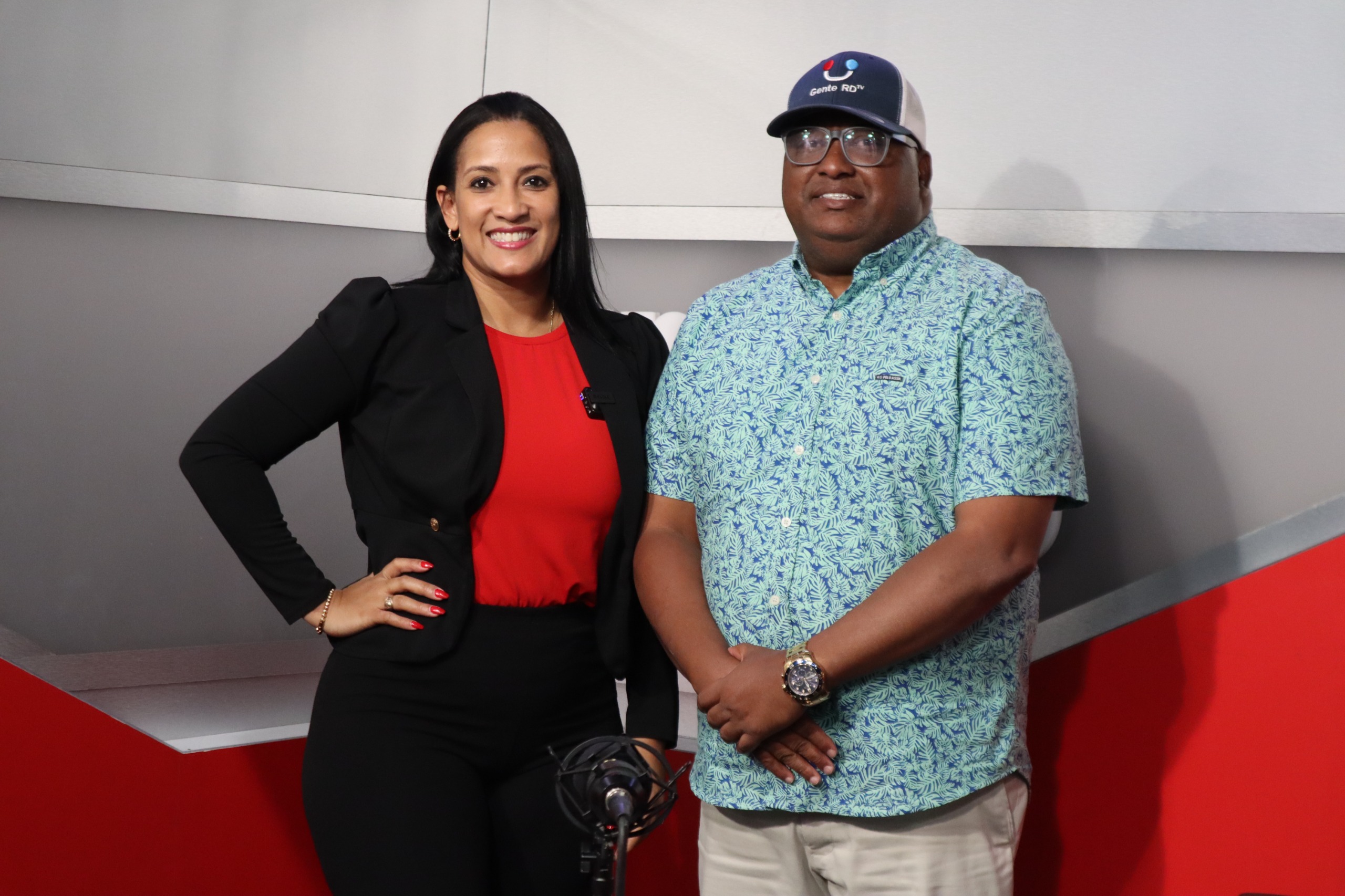 Psicóloga advierte sobre el impacto emocional del duelo y el estrés financiero en Navidad