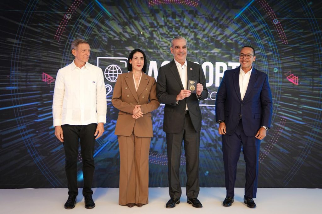 Nuevo pasaporte electrónico dominicano costará RD$6,700 e incluye servicio de repatriación