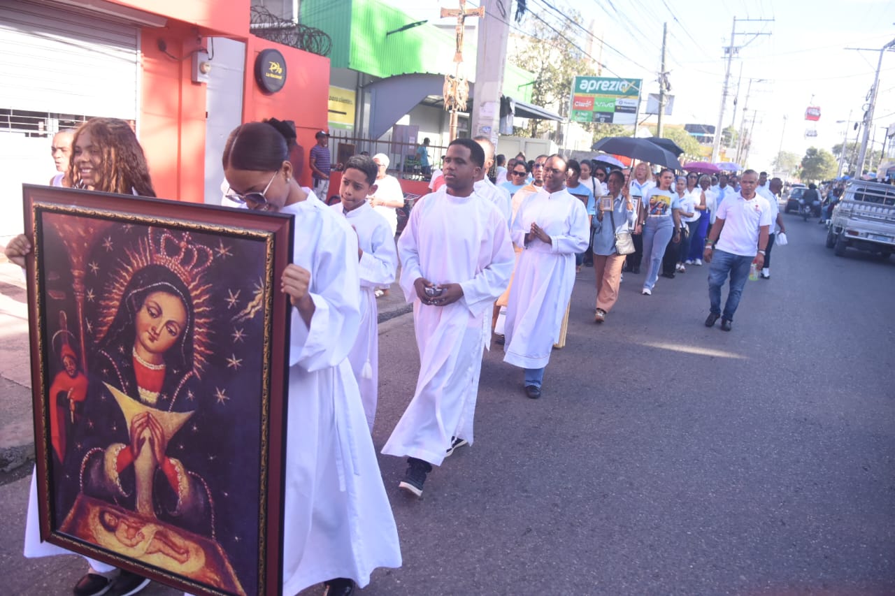 La Parroquia Nuestra Señora de América Latina conmemoró este 21 de enero el Día de Nuestra Señora de la Altagracia