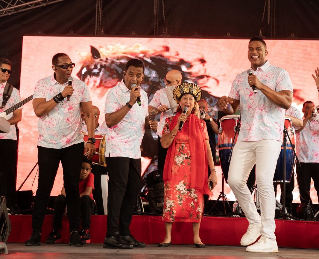 El Legado llena de ritmo el Barrio Chino en celebración del Año Nuevo Chino 2026