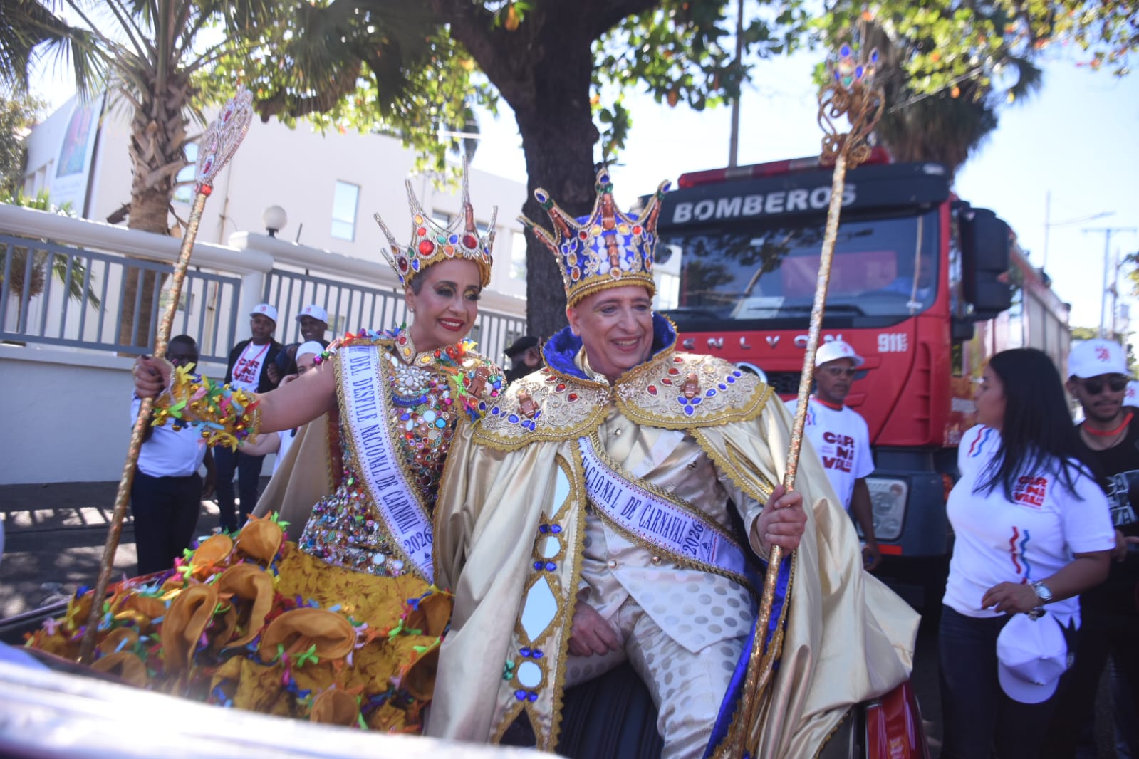 Inicia el desfile Nacional de Carnaval Santo Domingo 2026
